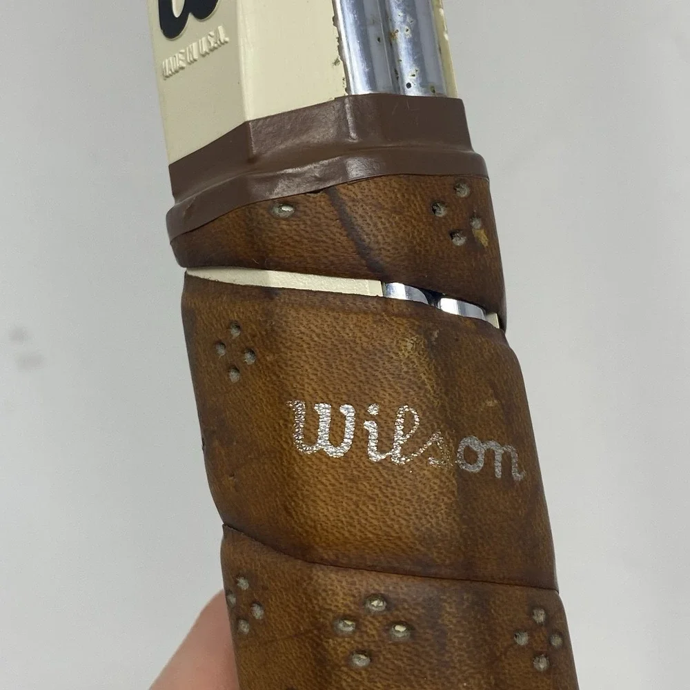 Vtg Wilson T2000 Tennis Racket with Cover‎ 4.5